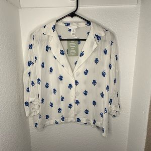 H&M - Women’s Button Up Blouse